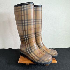 AUTHENTIC Burberry Tall Waterproof Nova Check Rain Boots Galoshes Size 37